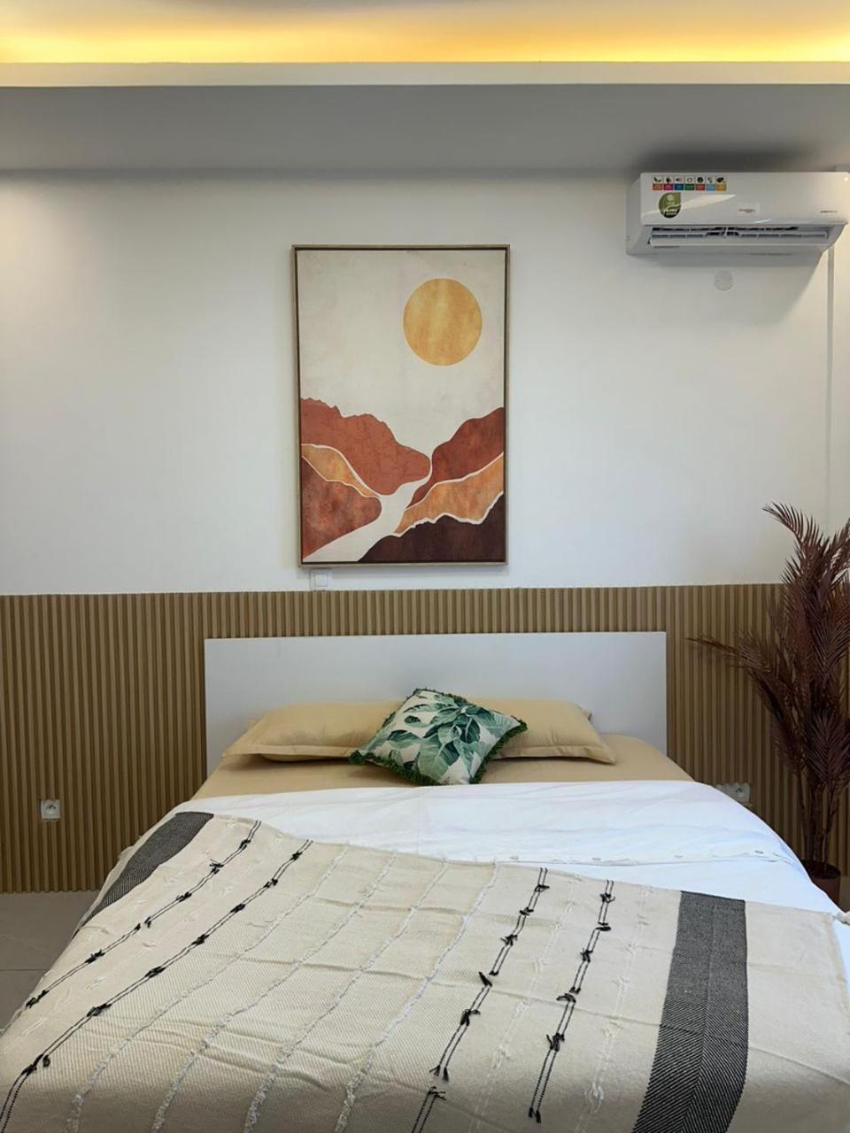 Luxueux Appartements - 2 Pieces Ou 4 Pieces - Quartiers Prises D'Almadies Et Ngor" Dakar Dış mekan fotoğraf