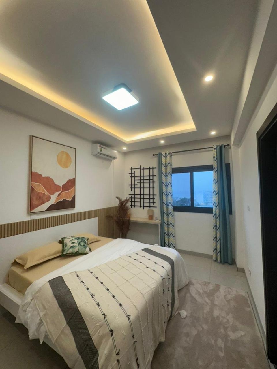 Luxueux Appartements - 2 Pieces Ou 4 Pieces - Quartiers Prises D'Almadies Et Ngor" Dakar Dış mekan fotoğraf