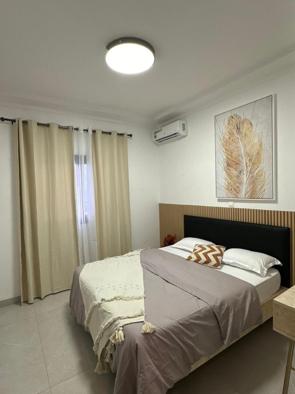 Luxueux Appartements - 2 Pieces Ou 4 Pieces - Quartiers Prises D'Almadies Et Ngor" Dakar Dış mekan fotoğraf